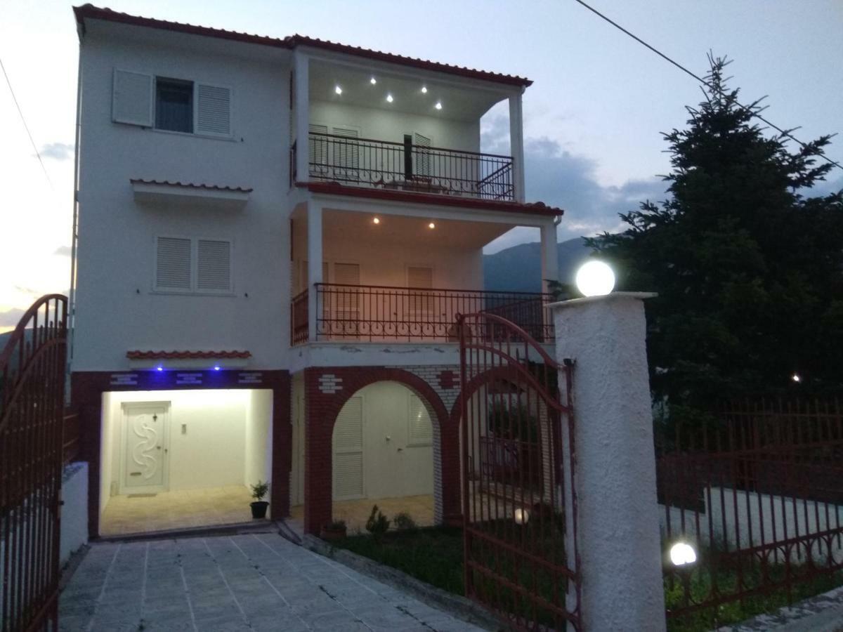 Villa Agnanti Apts And Suites Agio Pnevma المظهر الخارجي الصورة